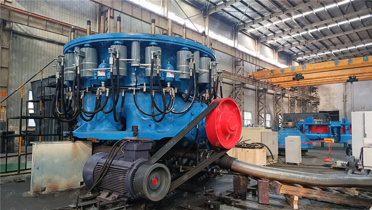 Performance Characteristics of HPY 1300 Multi-cylinder Hydraulic Cone Crusher